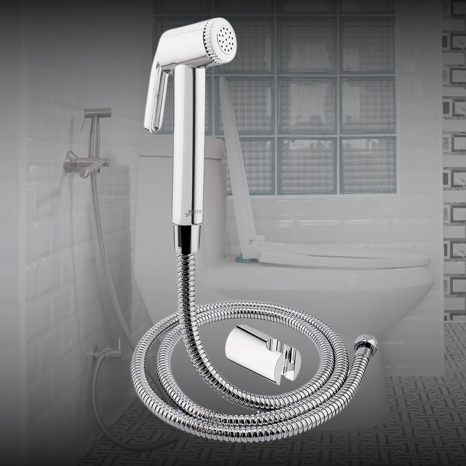 Classic white health faucet with stainless steel hose GOEKA white health faucet with ABS wall hook White bathroom health faucet with flexible tube GOEKA classic white jet spray for bathroom